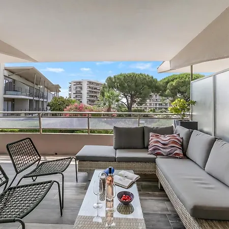 Appartamento Near Beach, Sea View & Garage - Happy