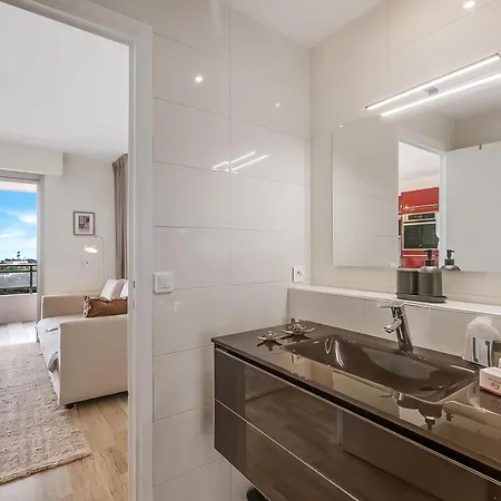 Appartamento Near Beach, Sea View & Garage - Happy Antibes